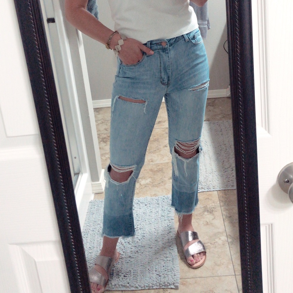 *MOVING SALE* Black Label Ankle Crop Jeans